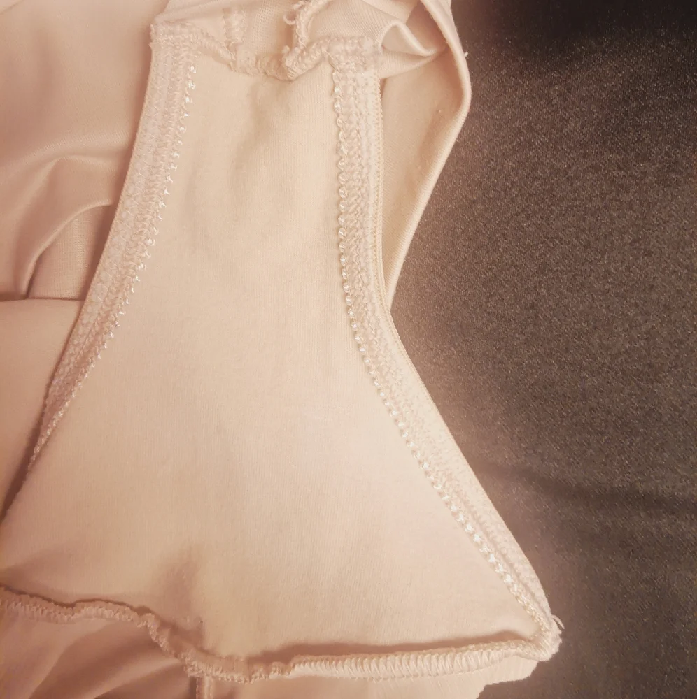Undergarment/shapewear - Picture 4 of 4